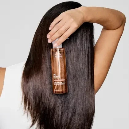Wella Professionals Ultimate Smooth Glass Liquid Layer 185ml